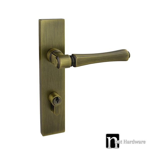 Hillier Series Door Entry Lock Set – Antique Brass Finish